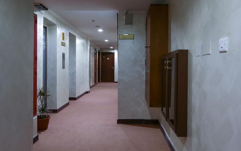 La Villa Suites Hotel Doha Exterior photo